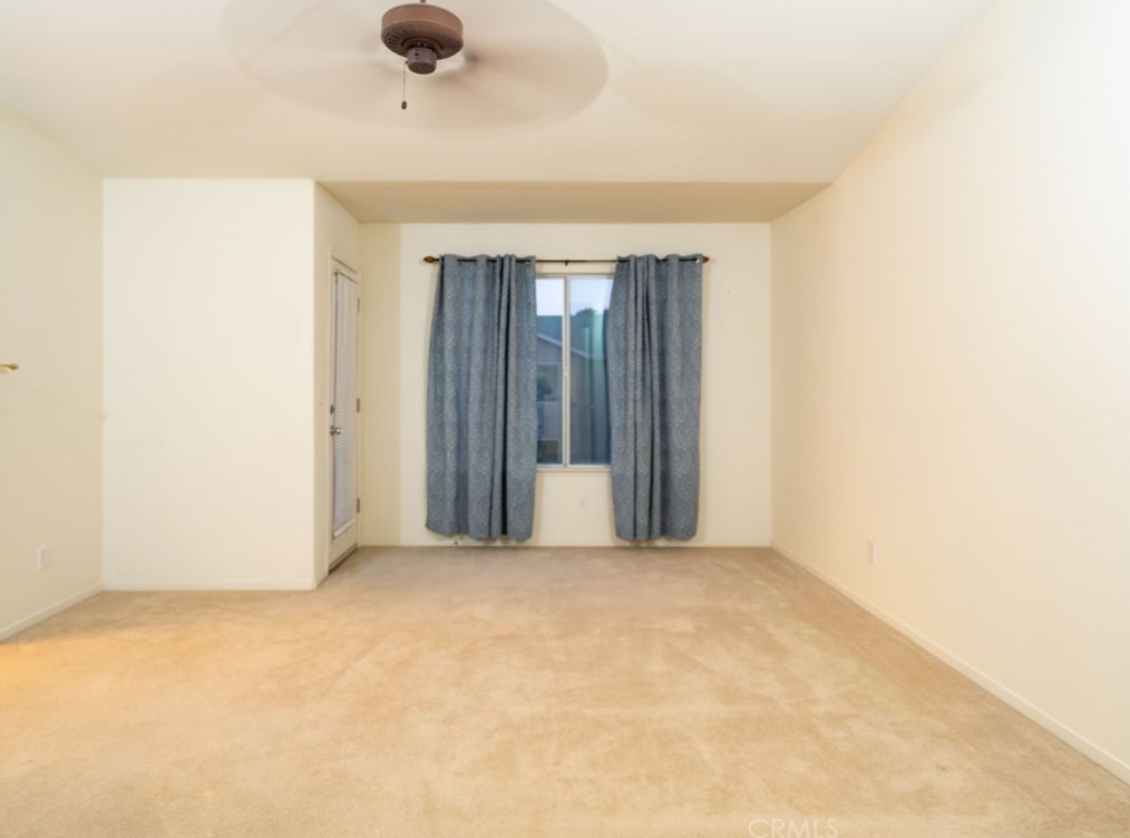 821 Imperial Way, Hanford CA  93230-8559 exterior