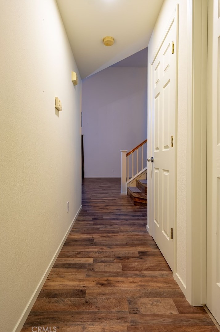 821 Imperial Way, Hanford CA  93230-8559 exterior