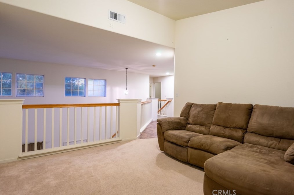 821 Imperial Way, Hanford CA  93230-8559 exterior