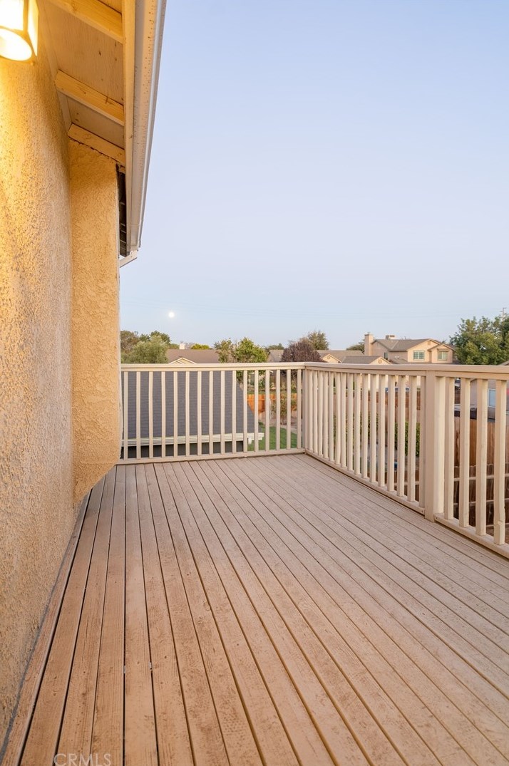 821 Imperial Way, Hanford CA  93230-8559 exterior