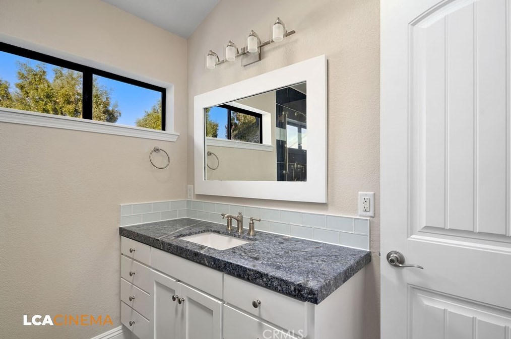 2680 Christmas Tree Pl, Oceano CA  93445-8982 exterior