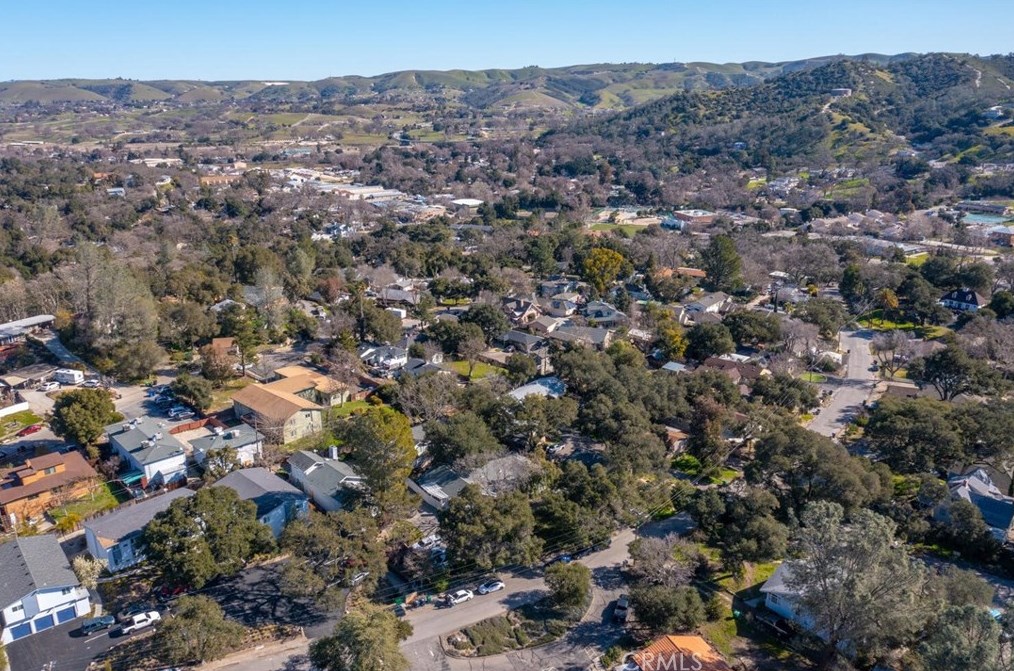 5401 Olmeda Ave, Atascadero CA 93422-3330 exterior