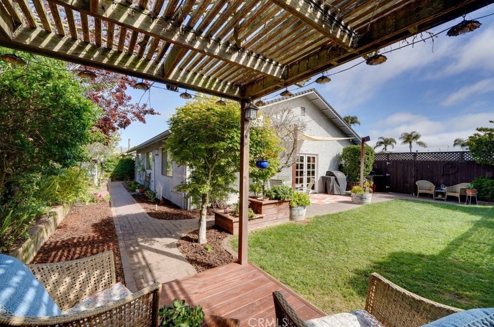 592 Felicity Way, Nipomo CA  93444-9489 exterior