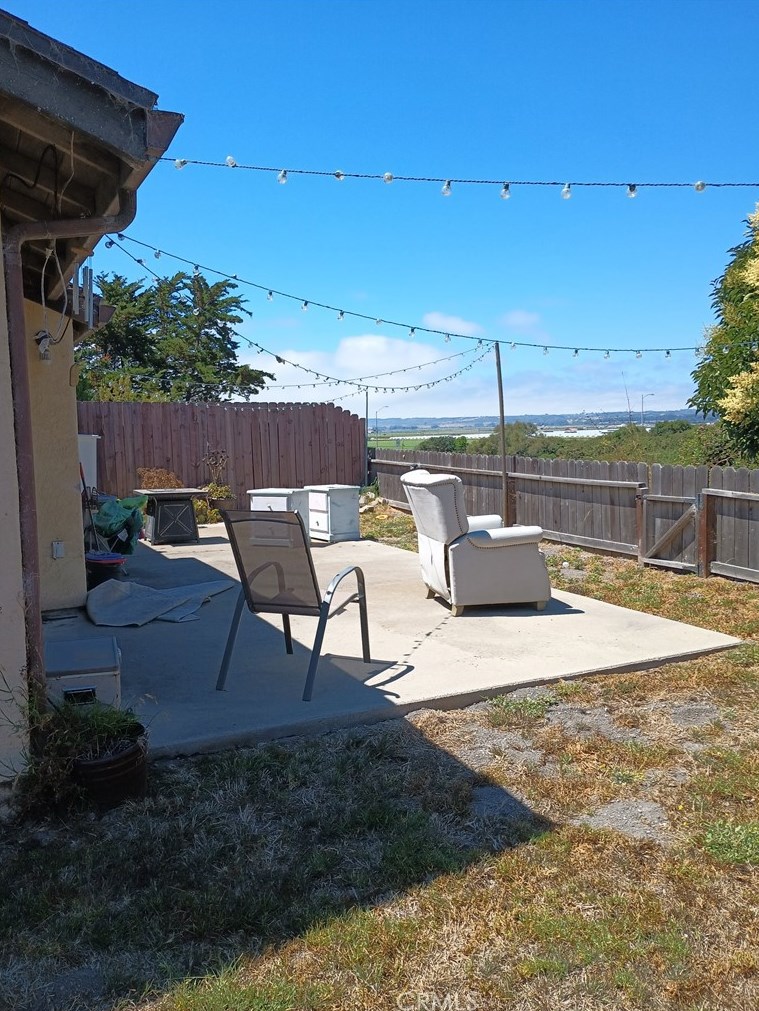 2109 Hermosa Ct, Lompoc CA  93436-6313 exterior