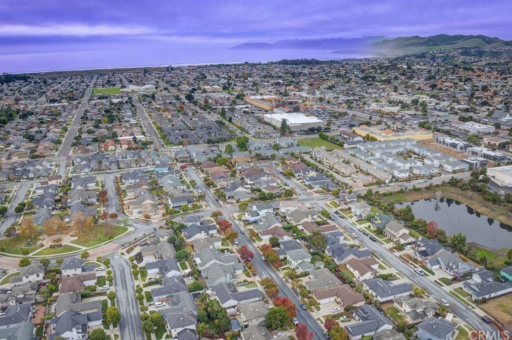 1435 Blackberry Ave, Pismo Beach CA  93420-6706 exterior