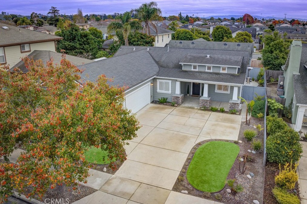 1435 Blackberry Ave, Pismo Beach CA  93420-6706 exterior