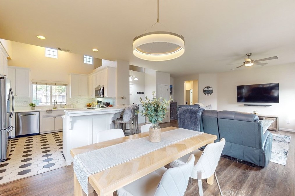 1435 Blackberry Ave, Pismo Beach CA  93420-6706 exterior