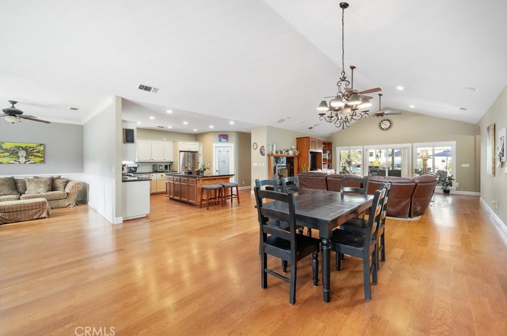 1857 Southfork Pl, Lake Nacimiento CA  93446-4260 exterior