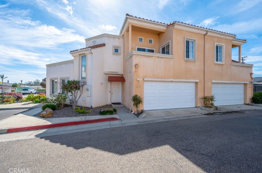 1248 Aberdeen Ct, Pismo Beach CA  93433-3103 exterior