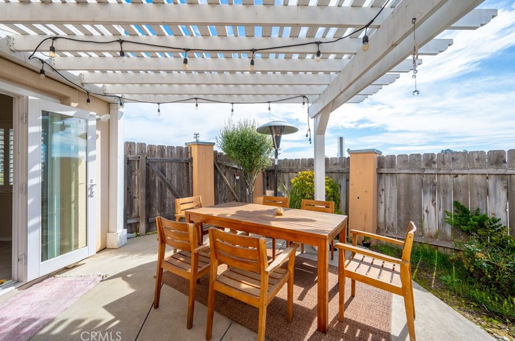 1248 Aberdeen Ct, Pismo Beach CA  93433-3103 exterior