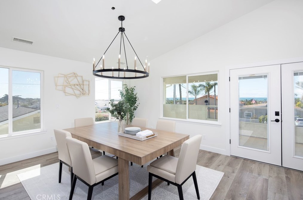 338 6th St, Pismo Beach CA  93433-1632 exterior