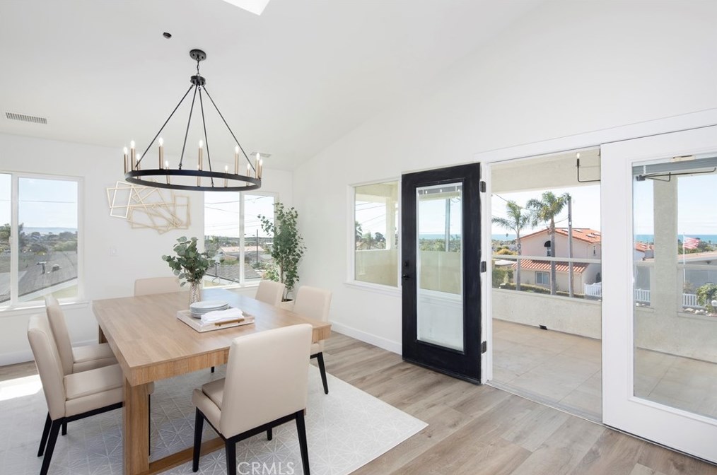 338 6th St, Pismo Beach CA  93433-1632 exterior