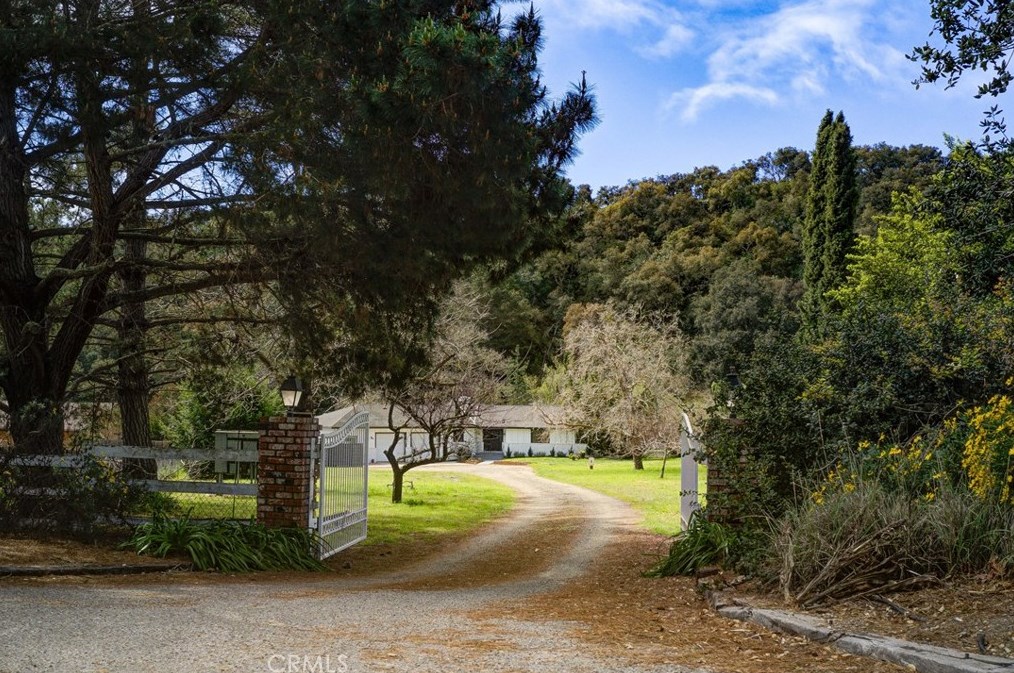 1854 Deer Canyon Rd, Pismo Beach CA  93420-4976 exterior