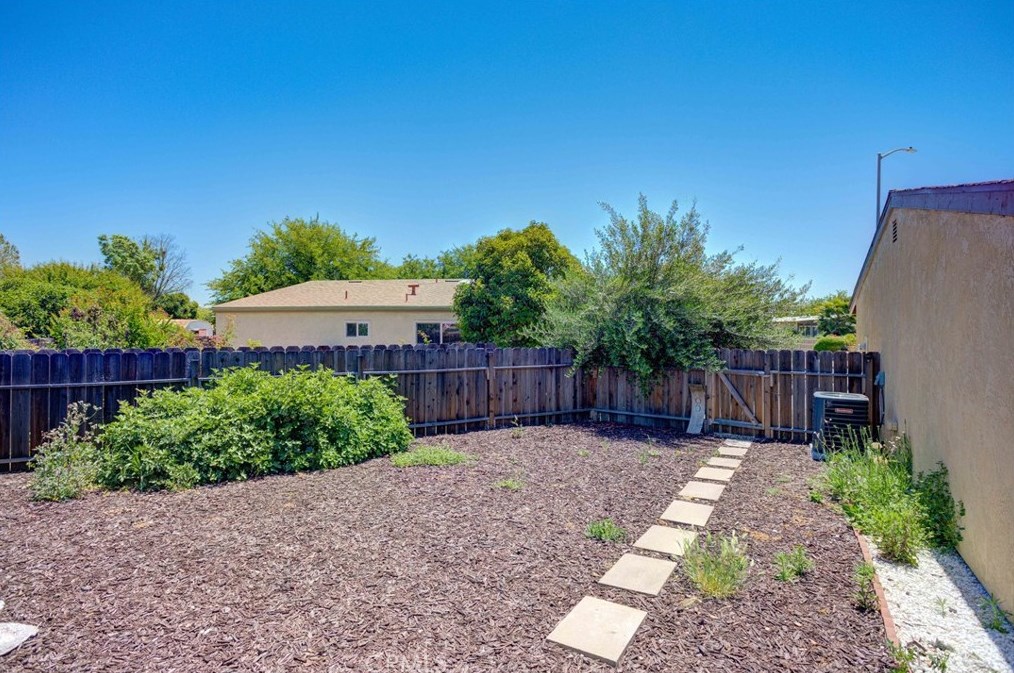 1613 Shepherd Dr, Lake Nacimiento CA  93446-3608 exterior