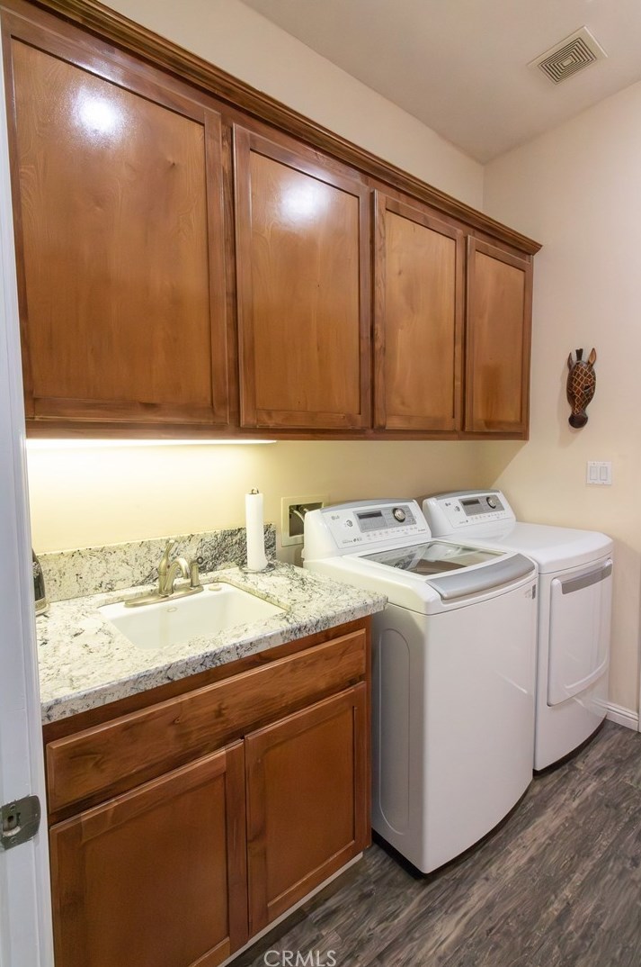 15943 Chateau Montelena Dr, Bakersfield CA  93314-5342 exterior