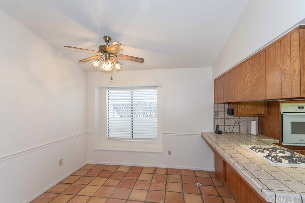 10301 Hageman Rd, Bakersfield CA  93312-2326 exterior