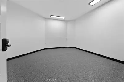 2008 W Dorothea Avenue, Visalia, CA 93277 - Photo 17