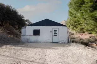 16820 Solana Ln, Canyon Country, CA 91351 - Photo 17