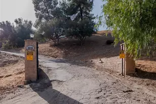 16820 Solana Ln, Canyon Country, CA 91351 - Photo 15