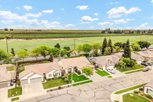 3000 S Arkle St, Visalia, CA 93292 - Photo 9