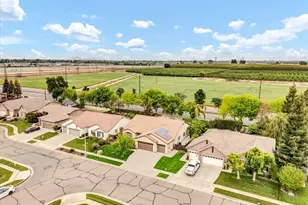 3000 S Arkle St, Visalia, CA 93292 - Photo 11