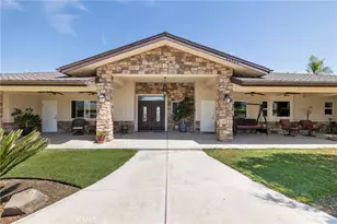 38792 Comanche Point Rd, Arvin, CA 93203 - Photo 11