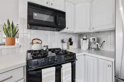 295 Plymouth Street, Cambria, CA 93428 - Photo 17