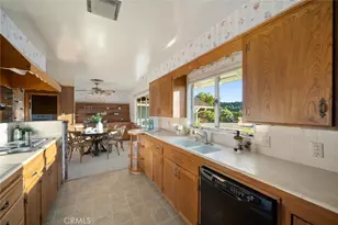 490 Pacific Ave, Paso Robles, CA 93446 - Photo 17