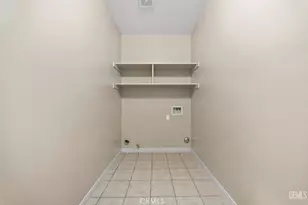 9509 Metropolitan Way, Bakersfield, CA 93311 - Photo 39