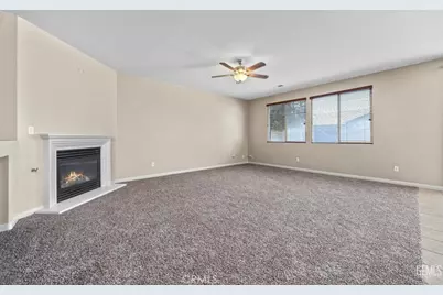 9509 Metropolitan Way, Bakersfield, CA 93311 - Photo 11