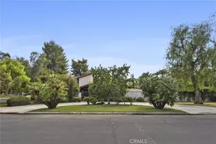 4265 Country Club Dr, Bakersfield, CA 93306 - Photo 7