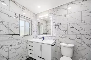 7927 Zelzah, Reseda, CA 91335 - Photo 11