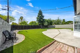 7927 Zelzah, Reseda, CA 91335 - Photo 23