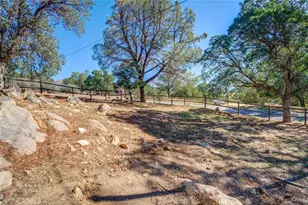 245 Mountain Shadow, Wofford Heights, CA 93285 - Photo 47