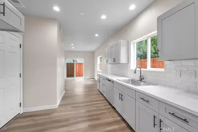 8393 Amapoa, Atascadero, CA 93422 - Photo 9