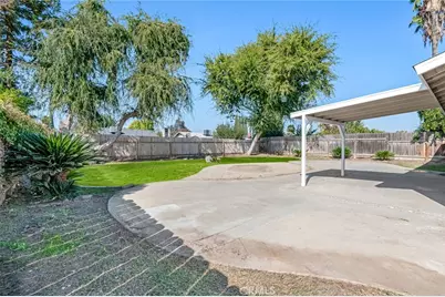 3731 S Mountain, Visalia, CA 93277 - Photo 31