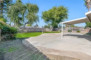 3731 S Mountain, Visalia, CA 93277 - Photo 31