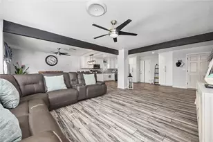 5005 Surrey Ln, Bakersfield, CA 93309 - Photo 13