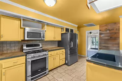 5920 Lone Pine Place, Paso Robles, CA 93446 - Photo 7