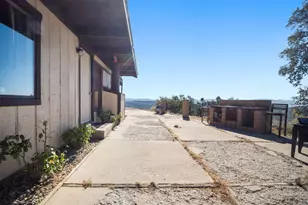 25001 Paramount Dr, Tehachapi, CA 93561 - Photo 37