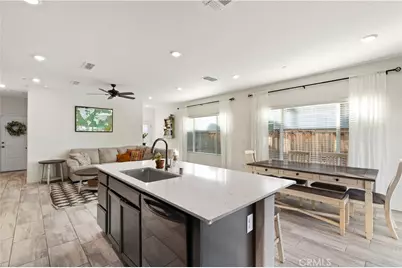 9606 Cotton Creek, Shafter, CA 93263 - Photo 11