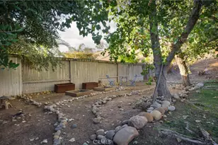 13206 Milan, Bakersfield, CA 93306 - Photo 33