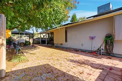1927 S Chinowth Street, Visalia, CA 93277 - Photo 27