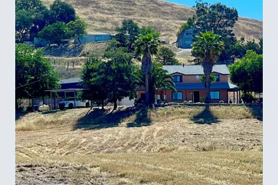 3660 E. Hwy. 41, Templeton, CA 93465 - Photo 7
