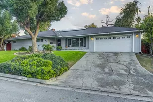 1811 Country Club, Bakersfield, CA 93306 - Photo 5