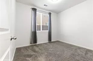 4613 W Payson Ct, Visalia, CA 93291 - Photo 17