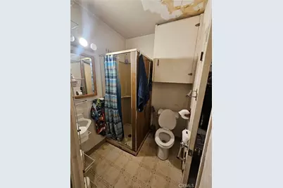 123 Douglas Street, Bakersfield, CA 93308 - Photo 5