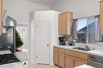 781 Koval, Santa Maria, CA 93455 - Photo 17