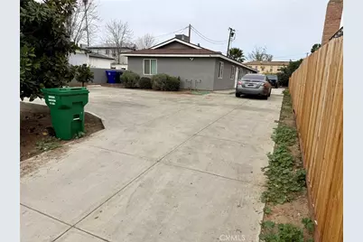 2006 Quincy Street, Bakersfield, CA 93305 - Photo 3