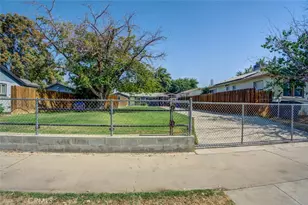 618 Woodrow Ave, Bakersfield, CA 93308 - Photo 1